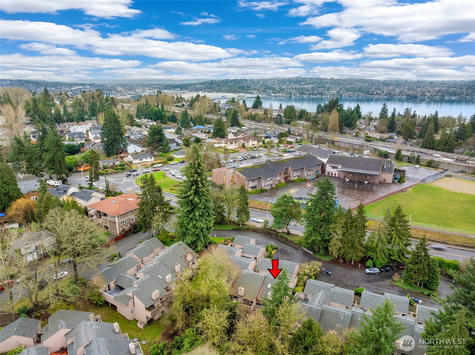 2940 Kennewick Place Northeast Renton, WA 98056 - Photo 33 of 37 a view of a city