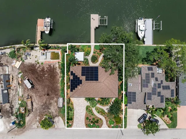 $2,174,000 | 8 Sunset Bay Drive, Belleair, FL 33756