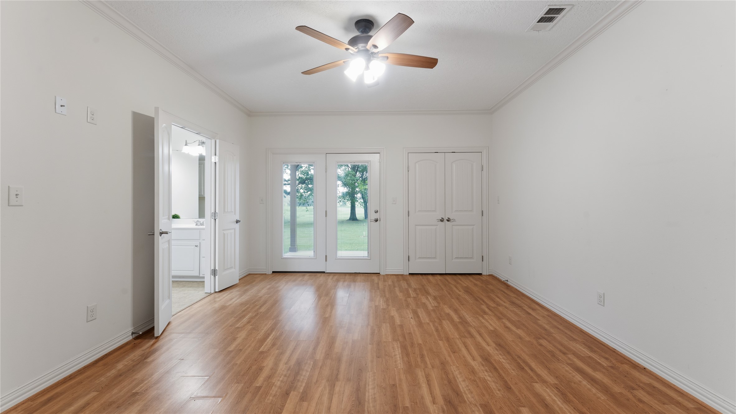 318 Jamestown Road Trinity, TX 75862 - Photo 16 of 43