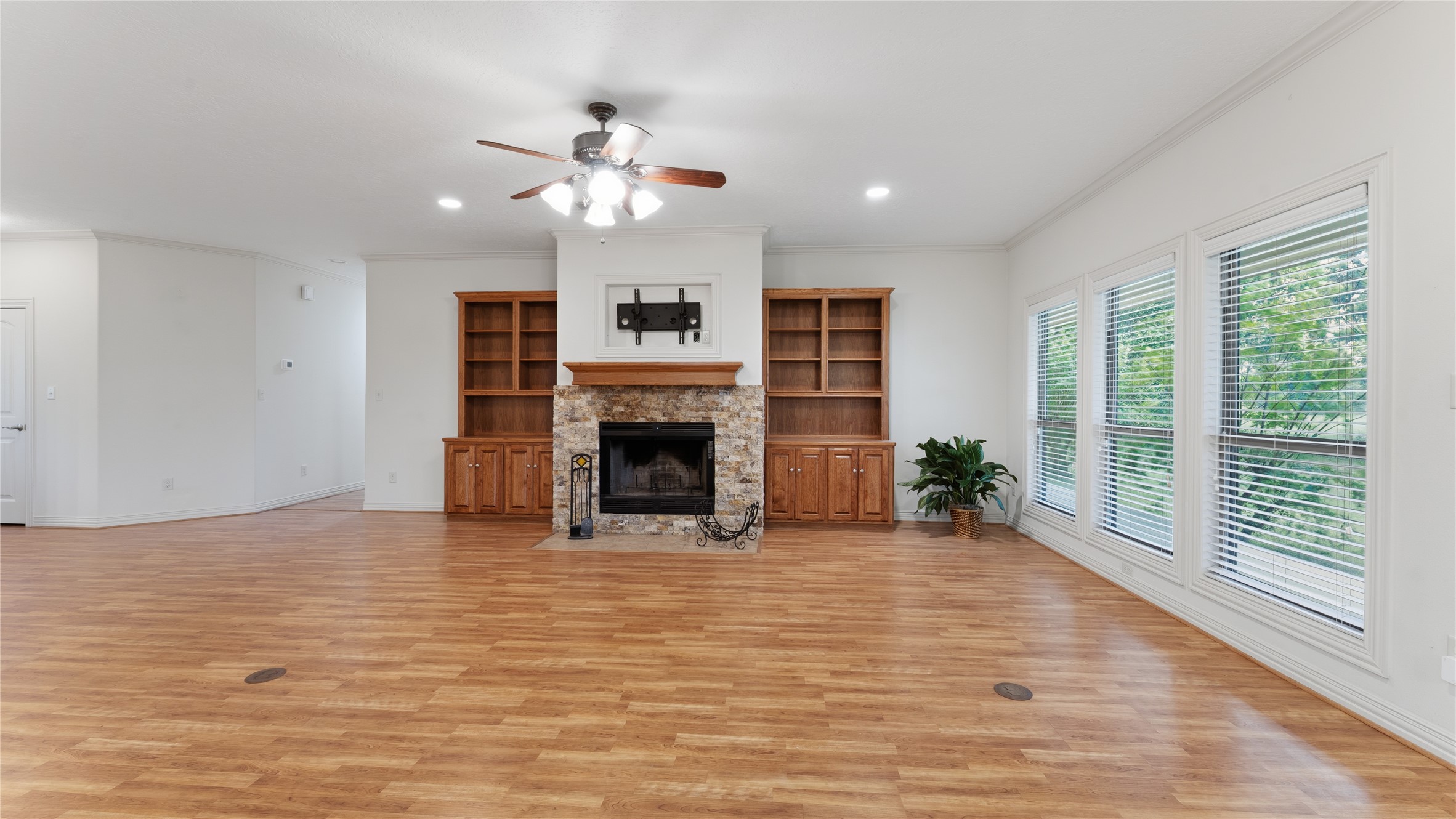 318 Jamestown Road Trinity, TX 75862 - Photo 5 of 43