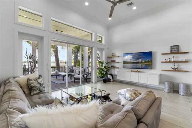 $4,299,999 | 5500 West Lake Butler Road, Windermere, FL 34786