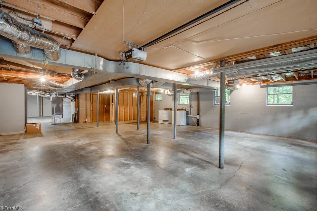 631 Chester Road Winston-Salem, NC 27104 - Photo 27 of 30 Gallery Image 27