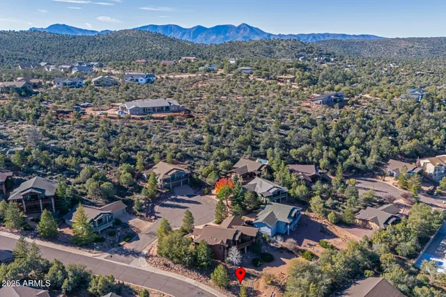 a black and white photo of a room