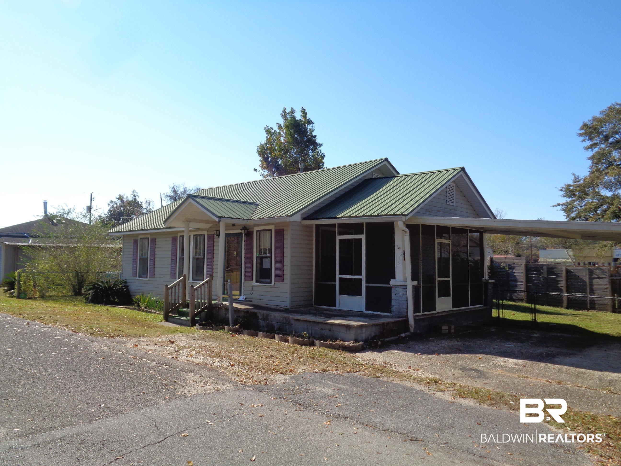 315 McCurdy Street Flomaton, AL 36441 - Photo 5 of 39
