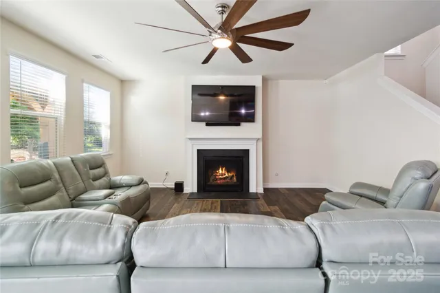 $589,900 | 4935 Norman Pk Place, Clover, SC 29710