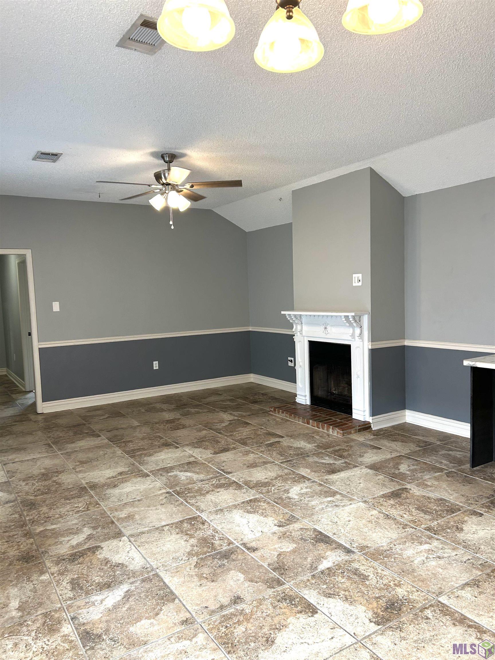 240 Meadow Bend Drive Baton Rouge, LA 70820 - Photo 9 of 9