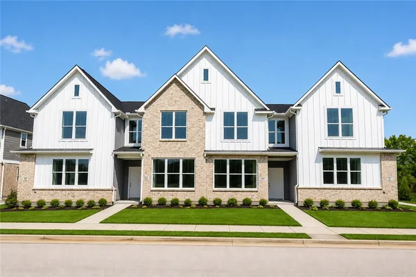 $2,400 | 2152 Big River Street, College Station, TX 77840