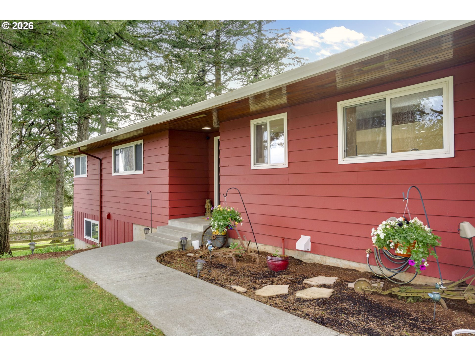 601 Northeast Littlepage Road Corbett, OR 97019 - Photo 4 of 47 Exterior