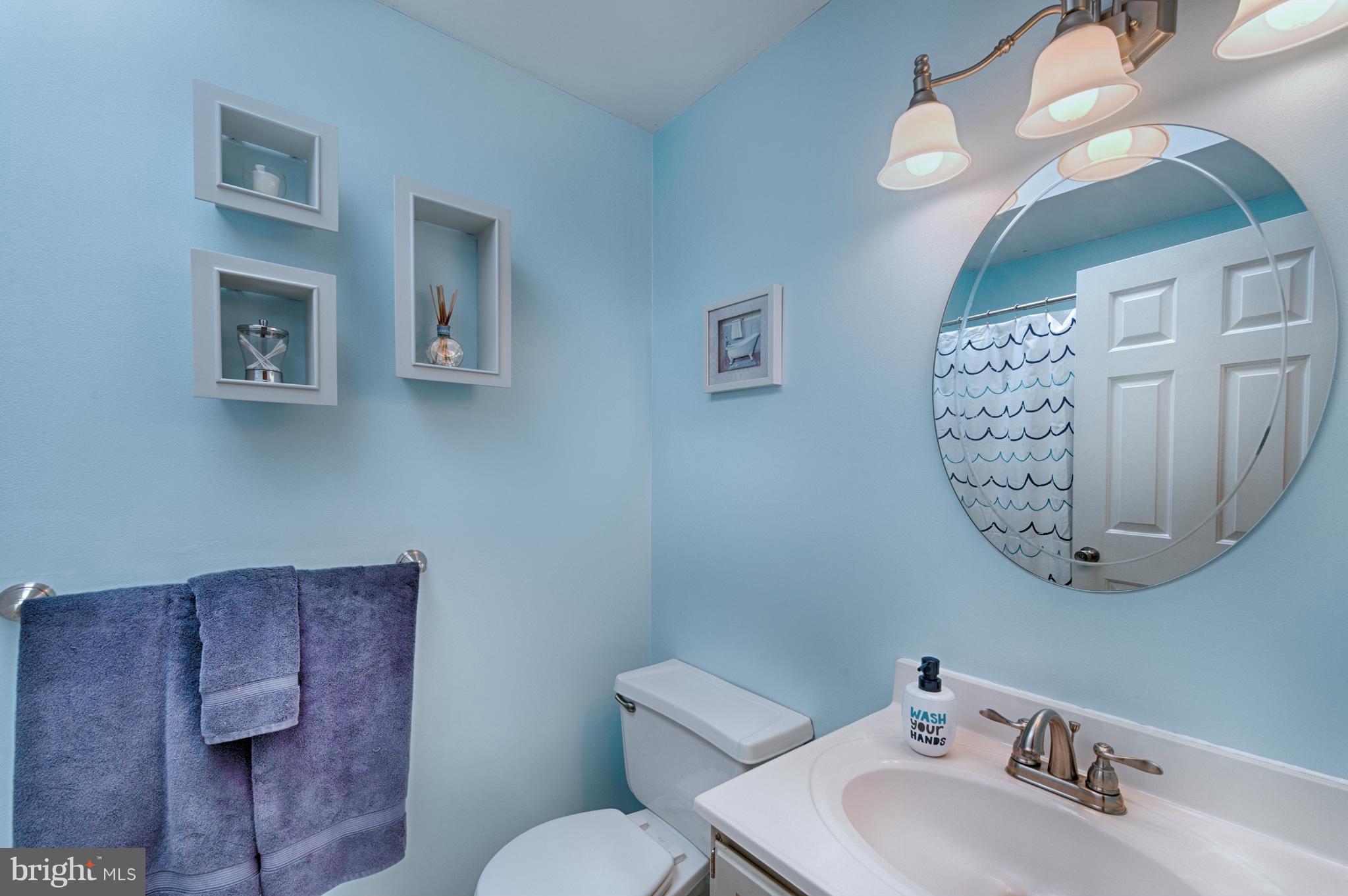 955 East Macphail Road Bel Air, MD 21015 - Photo 20 of 30 Bath - Skylight and Acrylic Tub