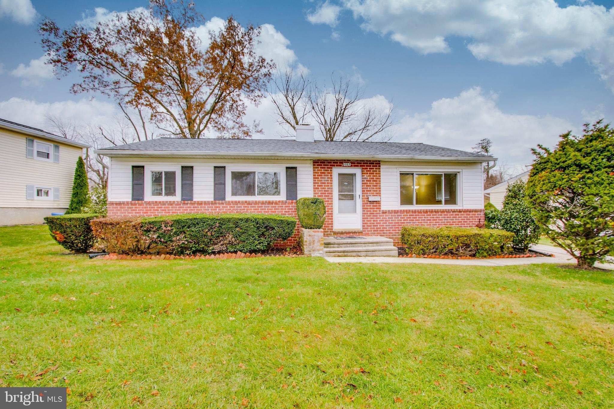 1025 Hartmont Road Baltimore, MD 21228 - Photo 1 of 27
