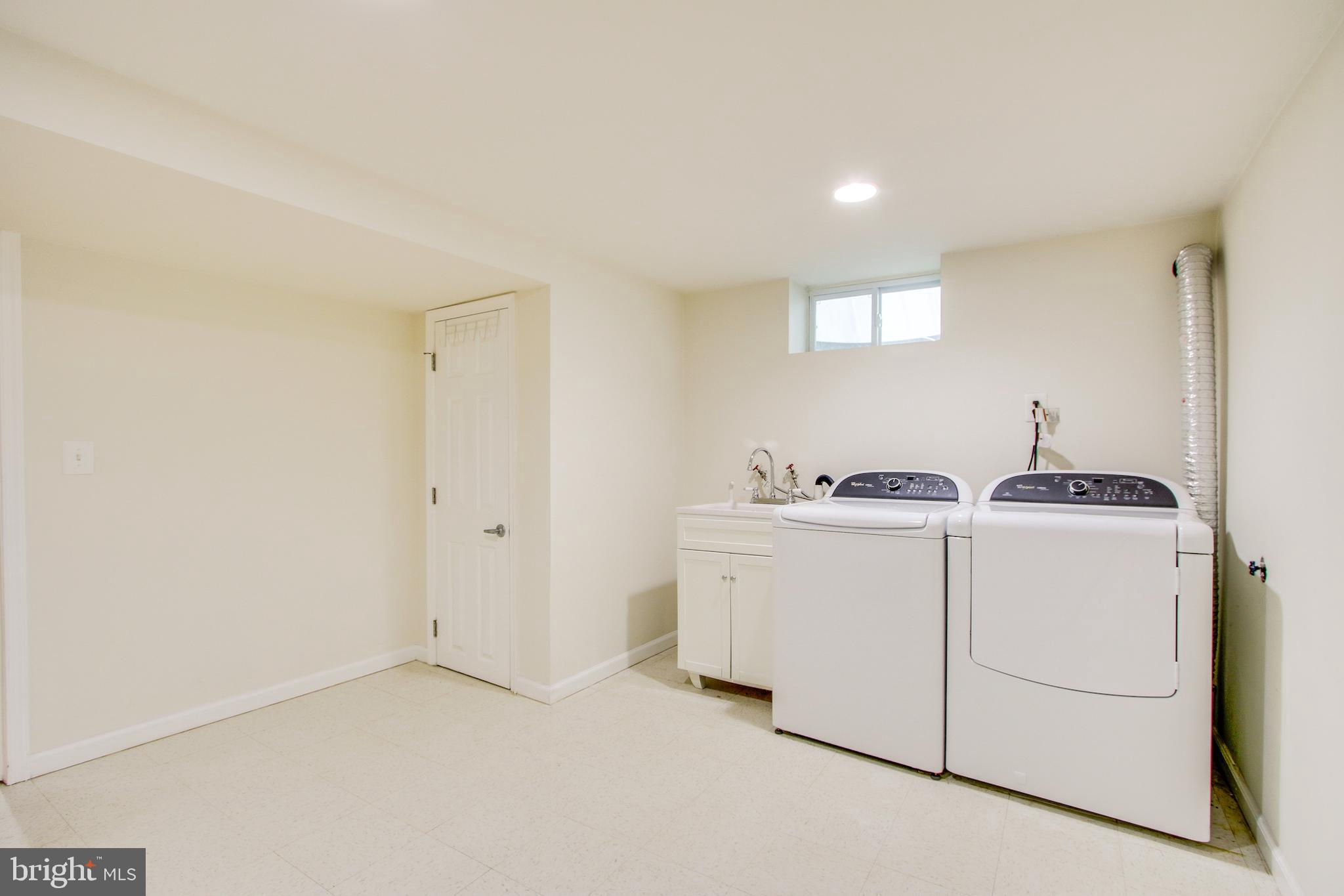 1025 Hartmont Road Baltimore, MD 21228 - Photo 22 of 27
