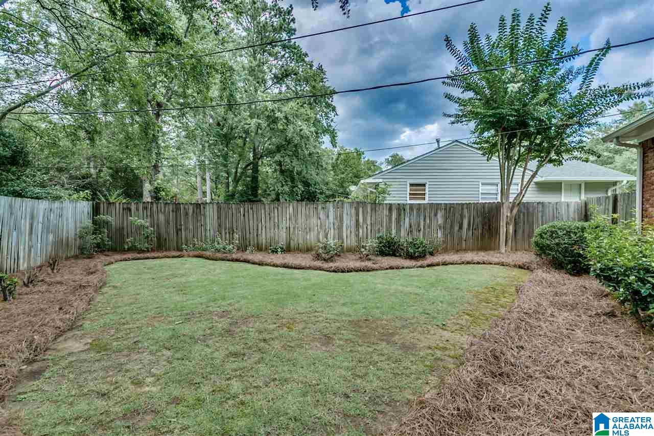 4226 MountainDale Road Birmingham, AL 35213 - Photo 10 of 37