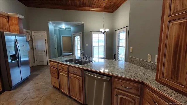 $352,000 | 2502 River Oak Drive, Jennings, LA 70546
