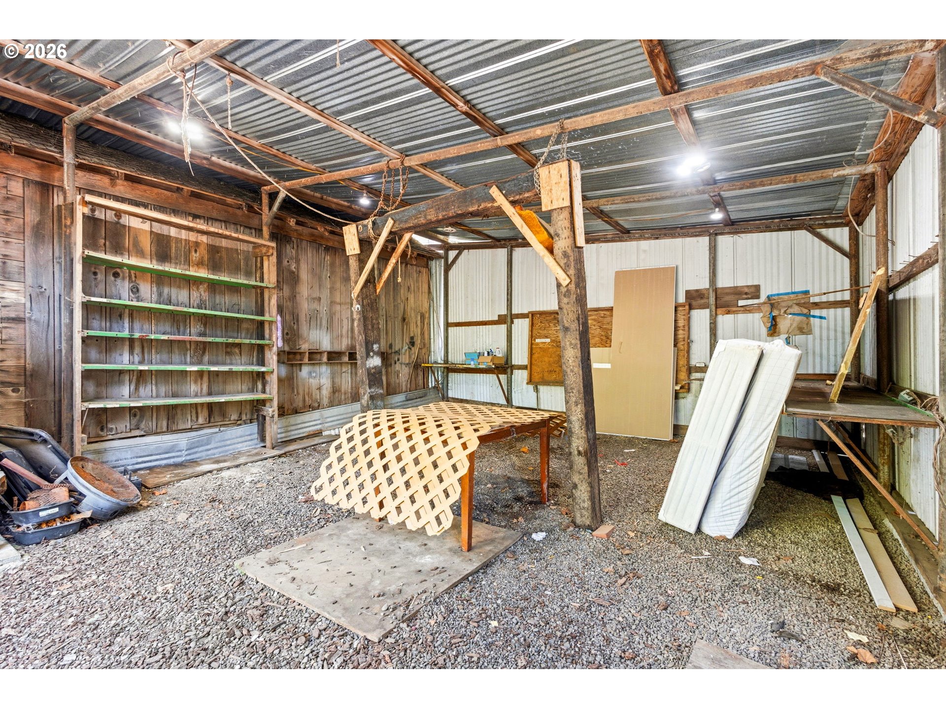 38775 Golden Valley Drive Lebanon, OR 97355 - Photo 20 of 36 a view of entryway