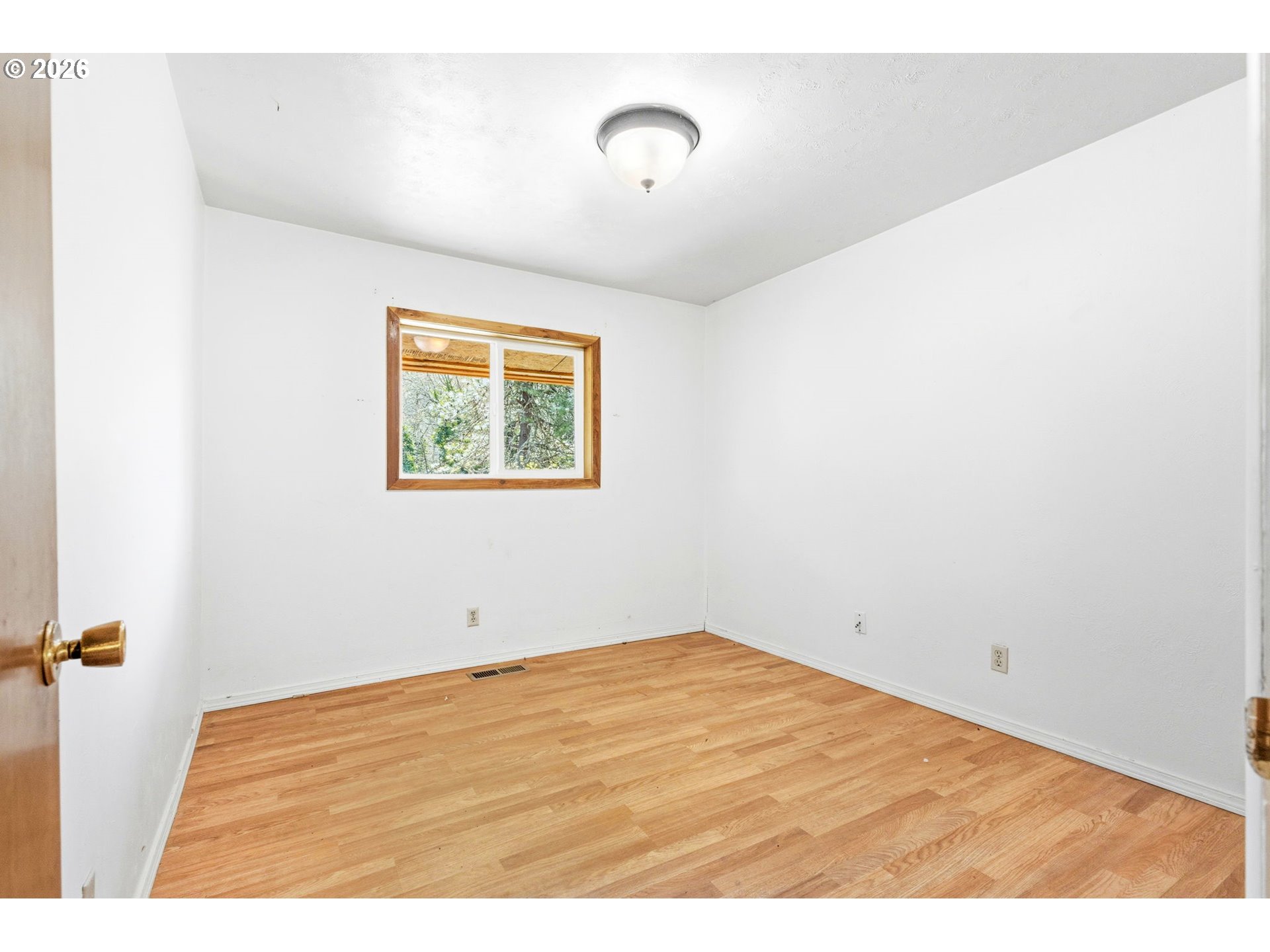 38775 Golden Valley Drive Lebanon, OR 97355 - Photo 5 of 36 a view of an empty room