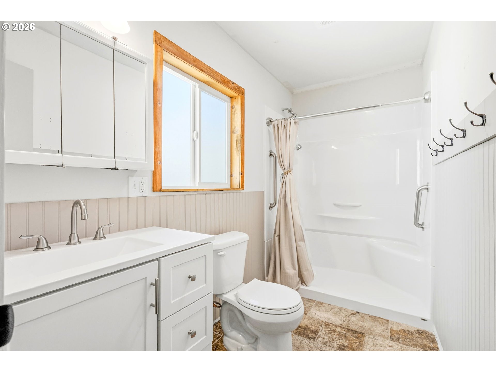 38775 Golden Valley Drive Lebanon, OR 97355 - Photo 7 of 36 a bathroom with a sink a toilet and shower