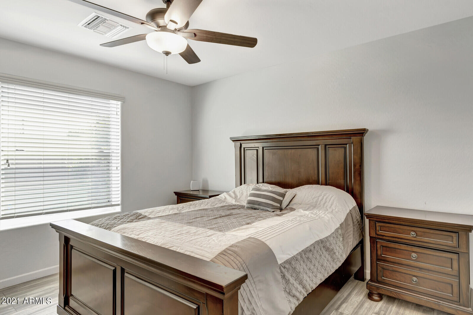 2316 North Mitchell Street Phoenix, AZ 85006 - Photo 23 of 37 23_2316_N_Mitchell_Street__23_mls