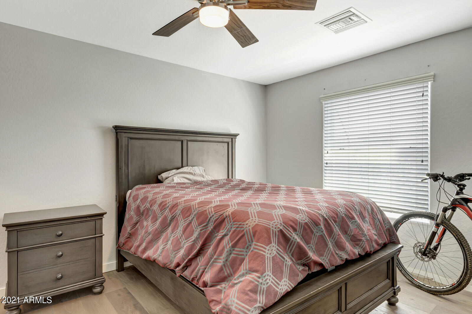 2316 North Mitchell Street Phoenix, AZ 85006 - Photo 29 of 37 29_2316_N_Mitchell_Street__29_mls