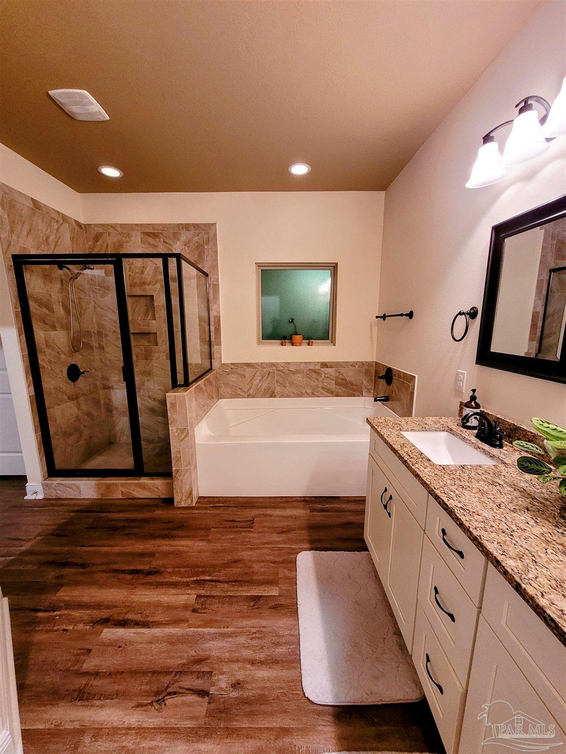 3879 Fielding Court Pace, FL 32571 - Photo 16 of 26