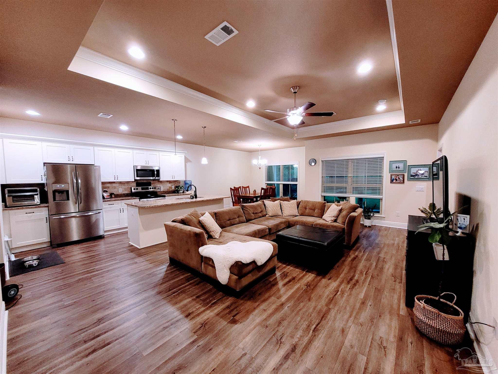 3879 Fielding Court Pace, FL 32571 - Photo 4 of 26