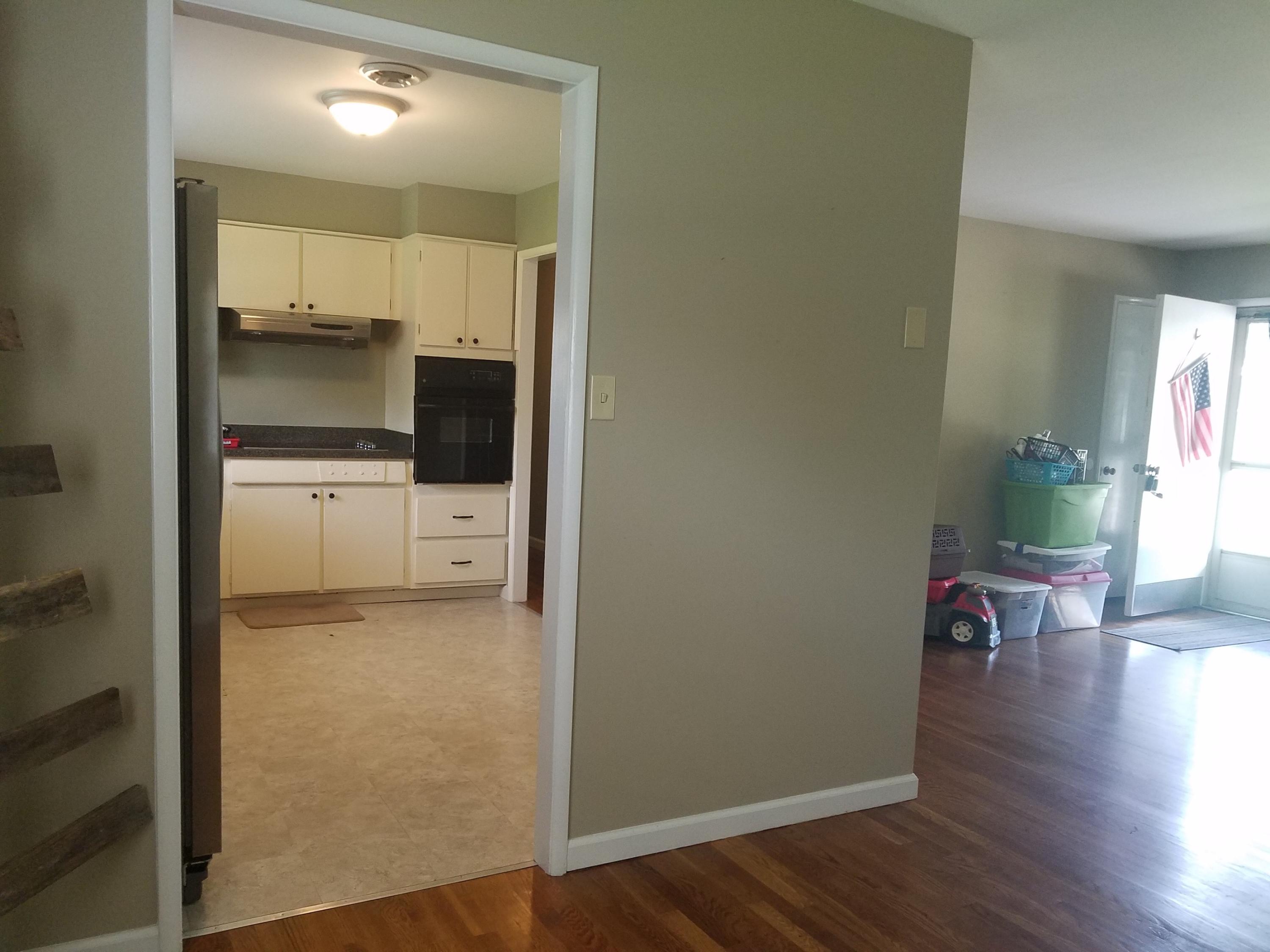 3204 Lafayette Road Knoxville, TN 37921 - Photo 3 of 13 982AEF89-065E-4270-9125-990F85367B04
