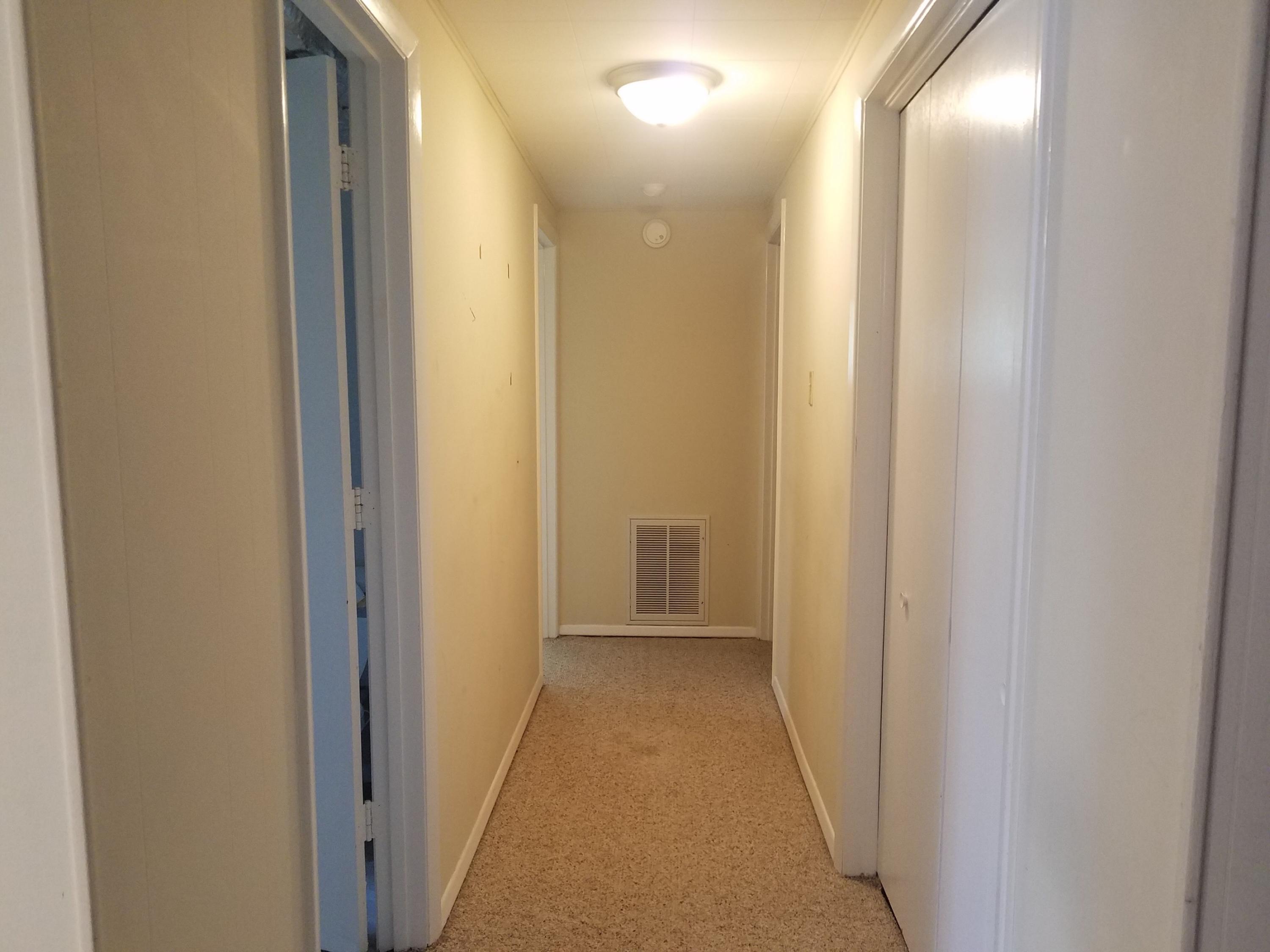 3204 Lafayette Road Knoxville, TN 37921 - Photo 8 of 13 3758ECC7-2D2F-4516-A81D-AFFBE0FAEA41