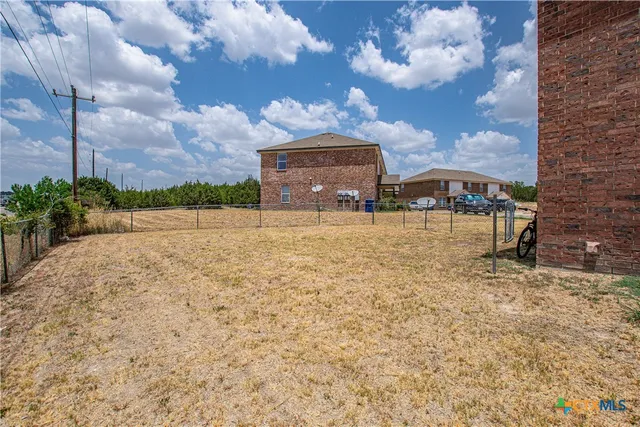 a view of a terrace with sky view