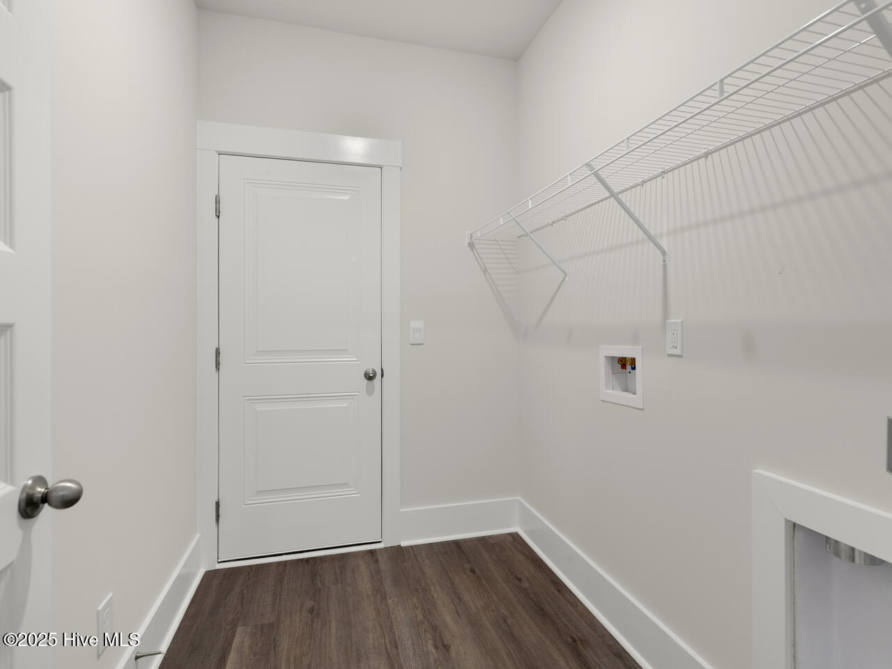 2186 Sweetspire Street, Unit 2019 Leland, NC 28451 - Photo 23 of 44 Laundry Room
