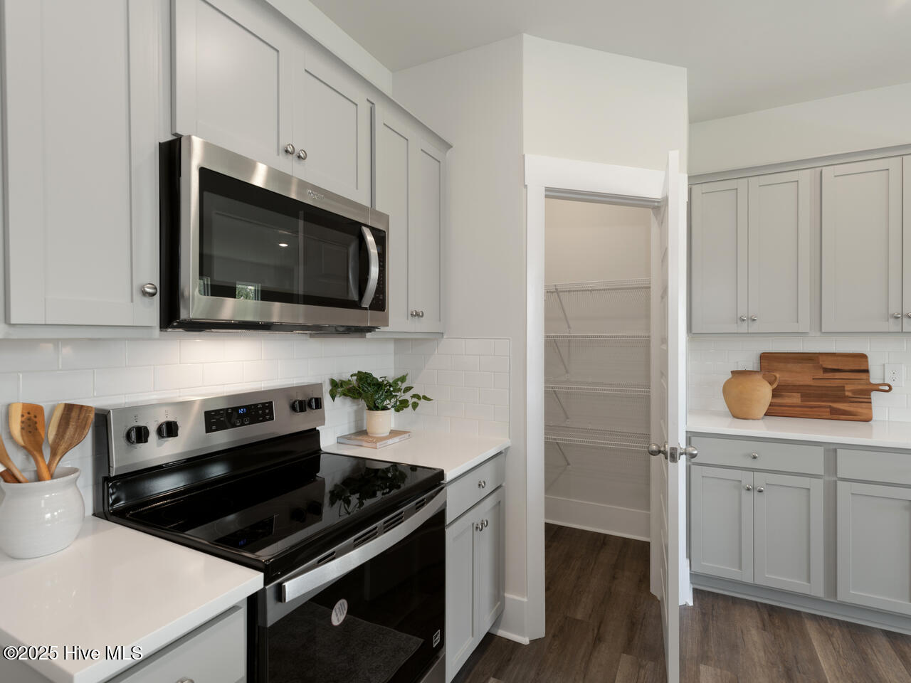 2186 Sweetspire Street, Unit 2019 Leland, NC 28451 - Photo 8 of 44 Stainless Steel Appliances