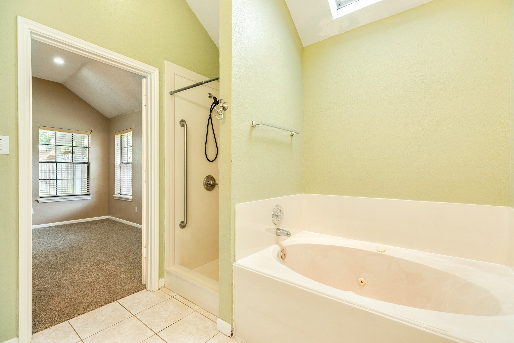 224 North Ranch House Road Angleton, TX 77515 - Photo 21 of 30