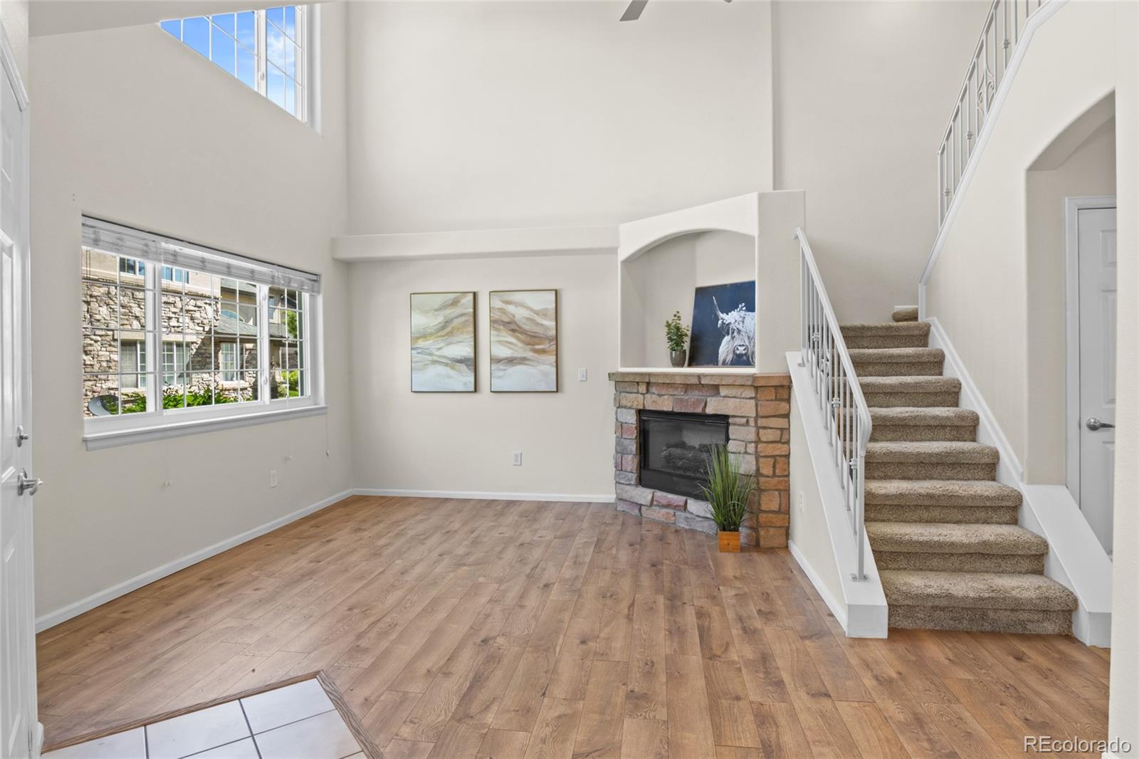 1435 South Chambers Road, Unit 102 Aurora, CO 80017 - Photo 4 of 38