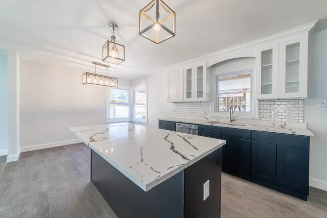 $429,000 | 8749 Monroe Avenue, Munster, IN 46321