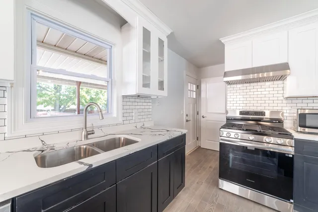 $429,000 | 8749 Monroe Avenue, Munster, IN 46321