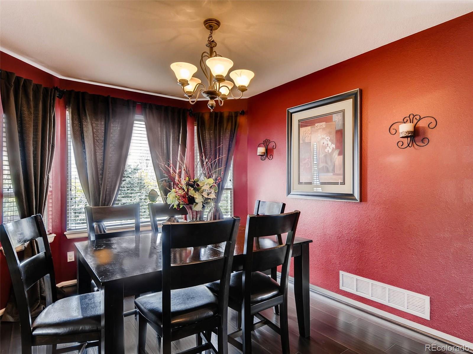 9935 Silver Maple Way Highlands Ranch, CO 80129 - Photo 5 of 27 Gallery Image 5