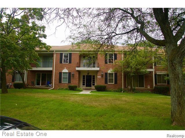 29628 Middlebelt Road, Unit 2704 Farmington Hills, MI 48334 - Photo 1 of 5