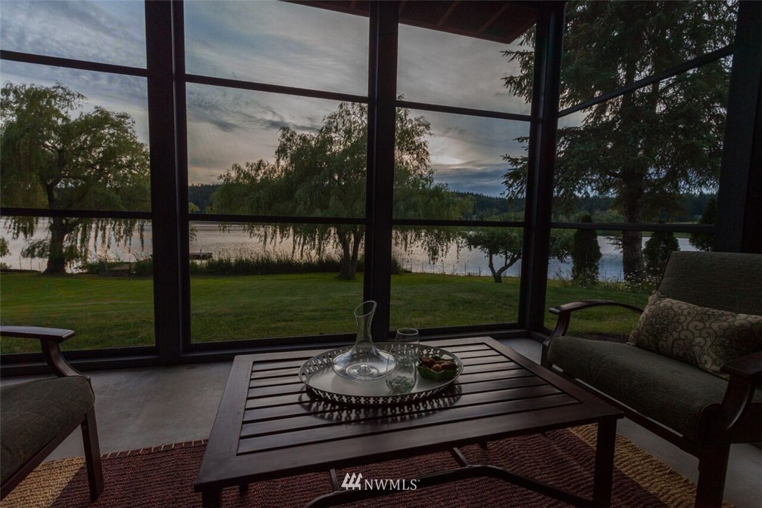 5220 Bayview Road Langley, WA 98260 - Photo 3 of 25 Gallery Image 3