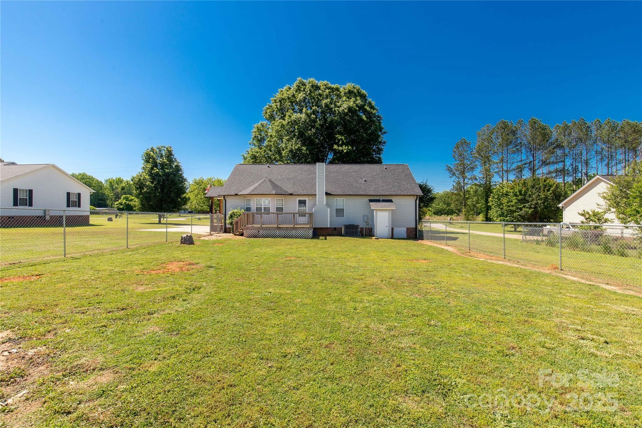 1560 Springlake Road York, SC 29745 - Photo 13 of 38