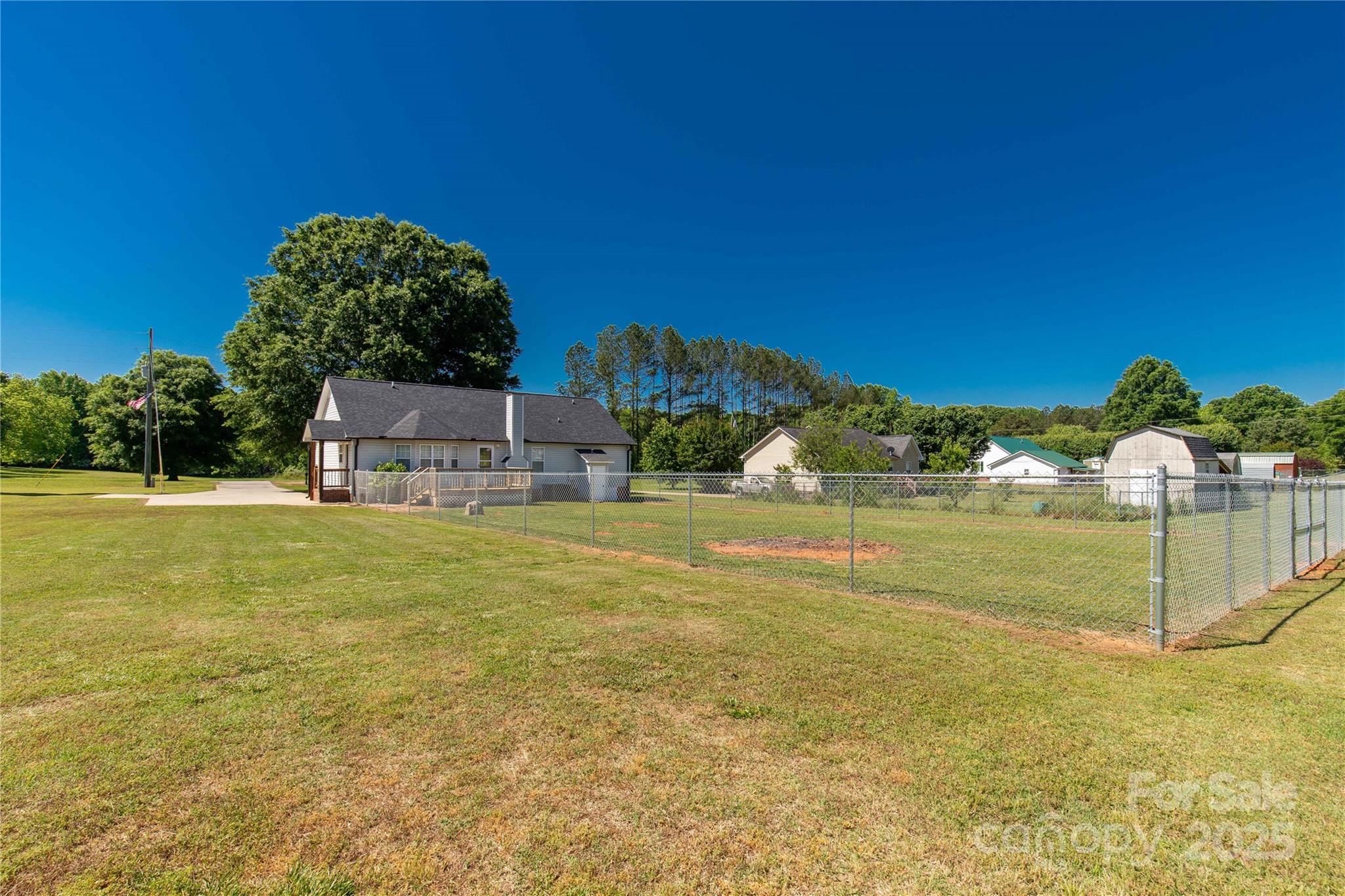 1560 Springlake Road York, SC 29745 - Photo 7 of 38