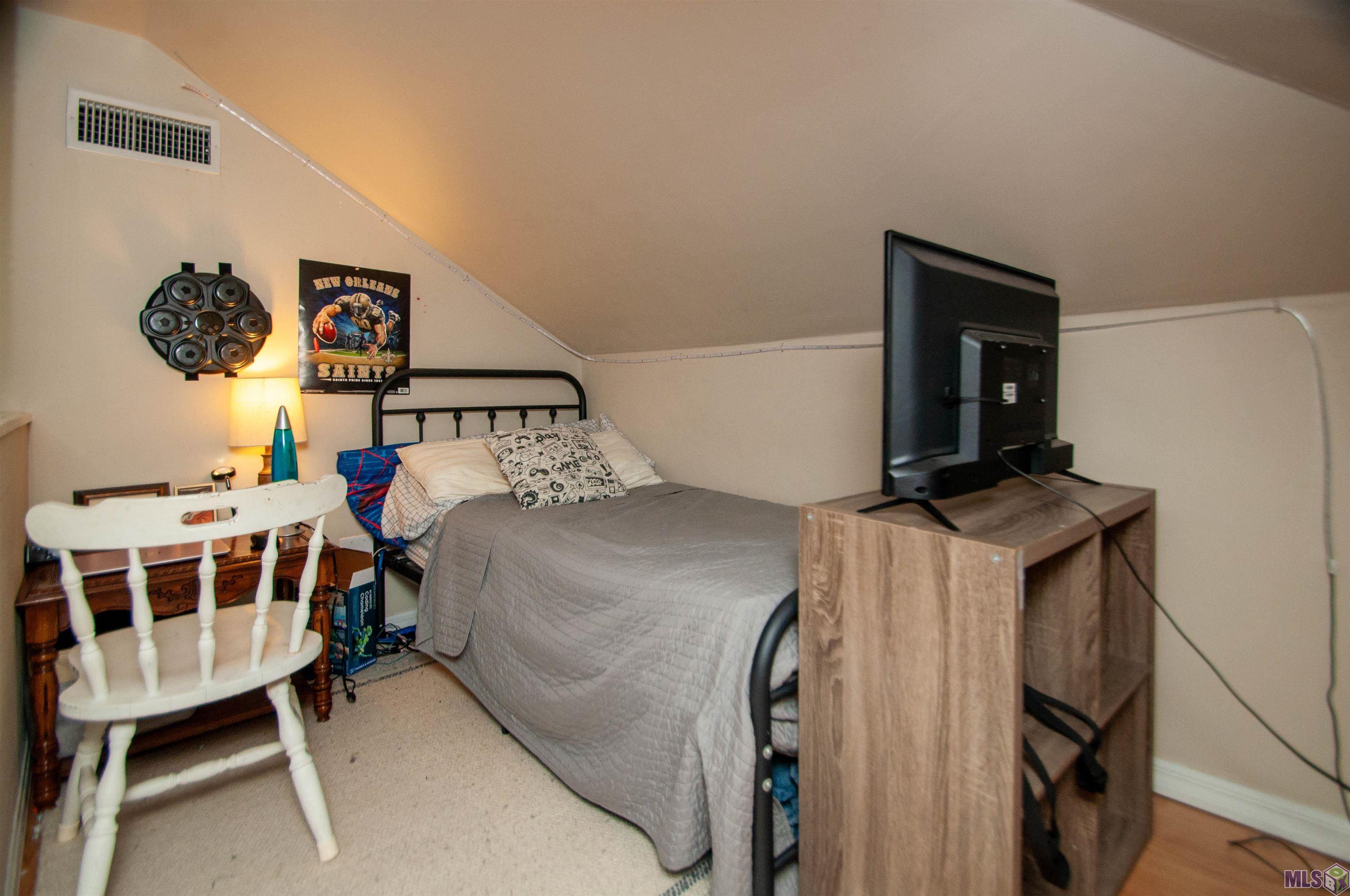 1013 Main Street Patterson, LA 70392 - Photo 24 of 30 Upstairs Bedroom