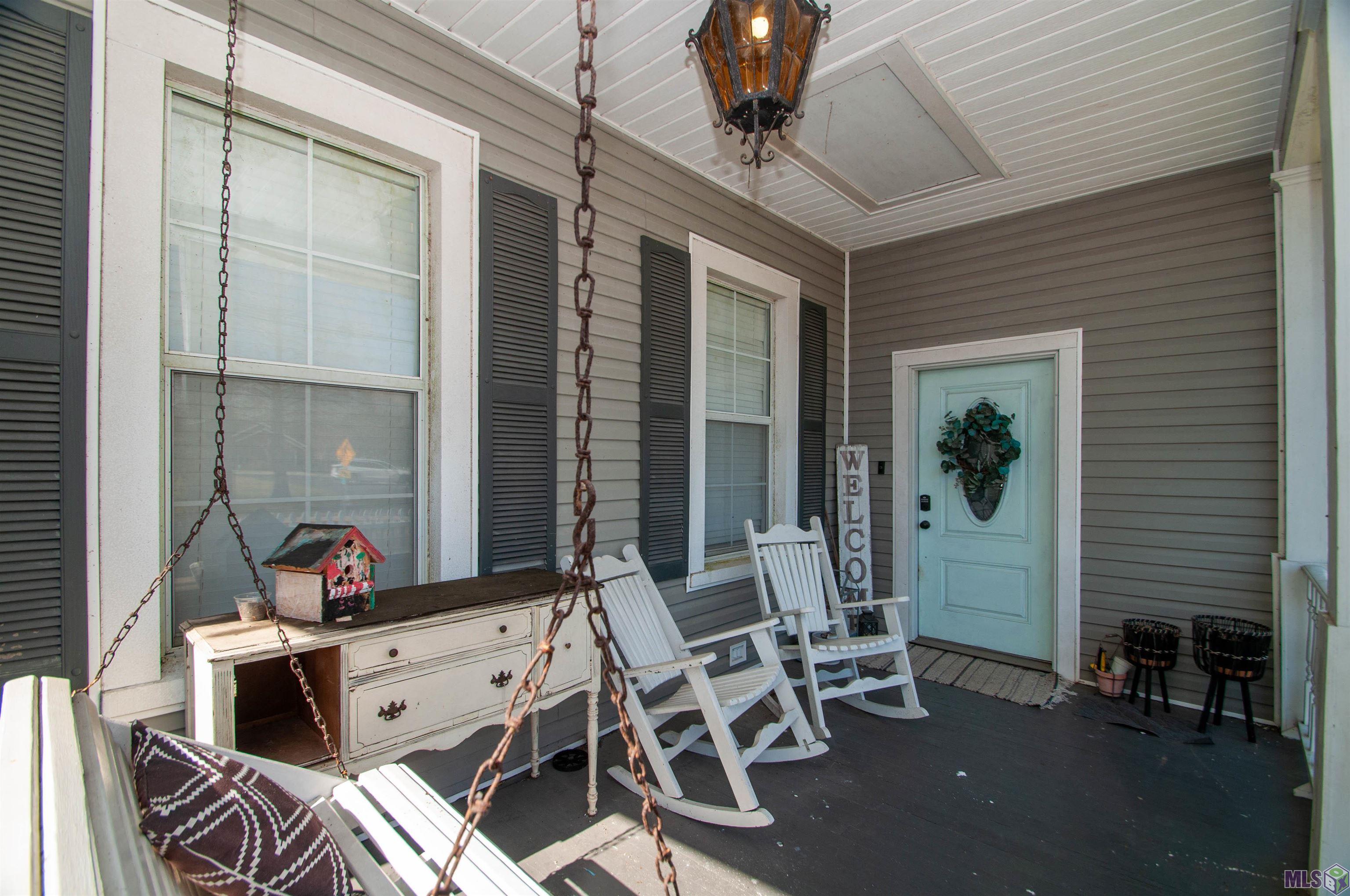 1013 Main Street Patterson, LA 70392 - Photo 3 of 30 Front Porch