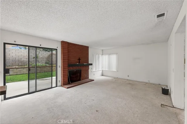 $1,699,998 | 46 Christamon West, Irvine, CA 92620