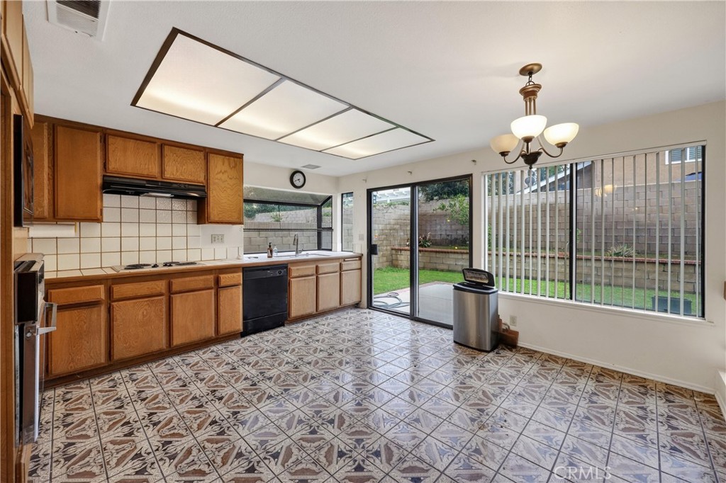 46 Christamon West Irvine, CA 92620 - Photo 10 of 42