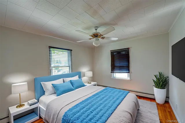 $639,000 | 926 9th Street, West Babylon, NY 11704