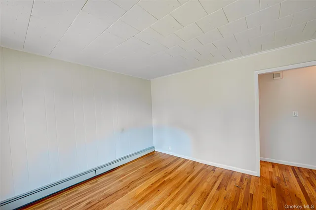 $639,000 | 926 9th Street, West Babylon, NY 11704