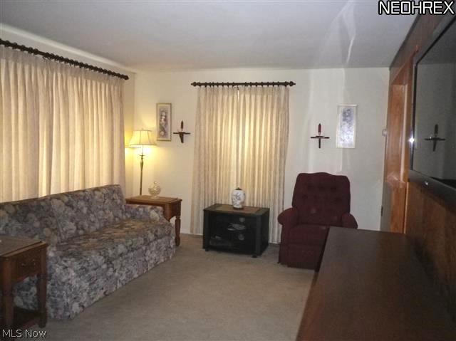 3136 Greenleaf Road Akron, OH 44312 - Photo 4 of 16