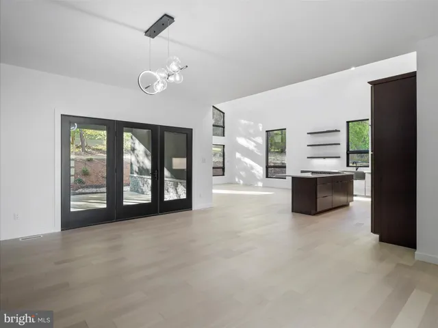 $895,000 | 1868 Carrera Drive, Chambersburg, PA 17202