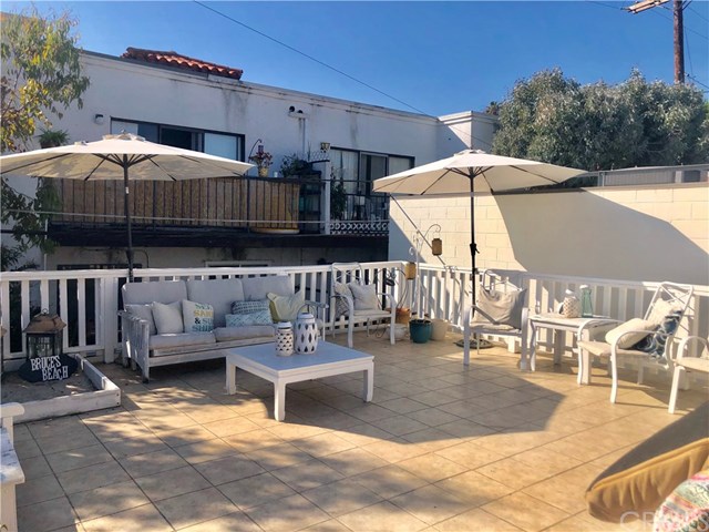 112 West Escalones San Clemente, CA 92672 - Photo 14 of 19 Deck to unit C on the top level.