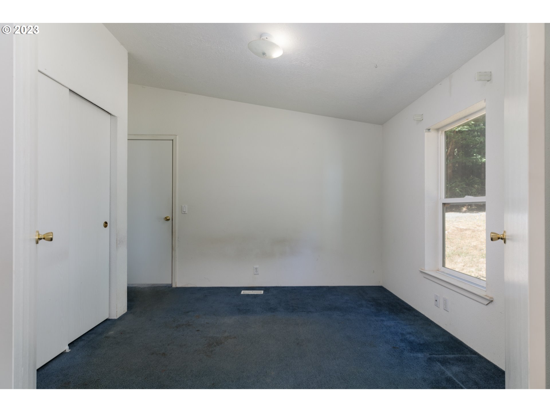 32064 Brinn Road St. Helens, OR 97051 - Photo 16 of 28 Bedroom
