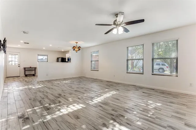 $282,900 | 1112 Day Dream Drive, Fort Worth, TX 76052