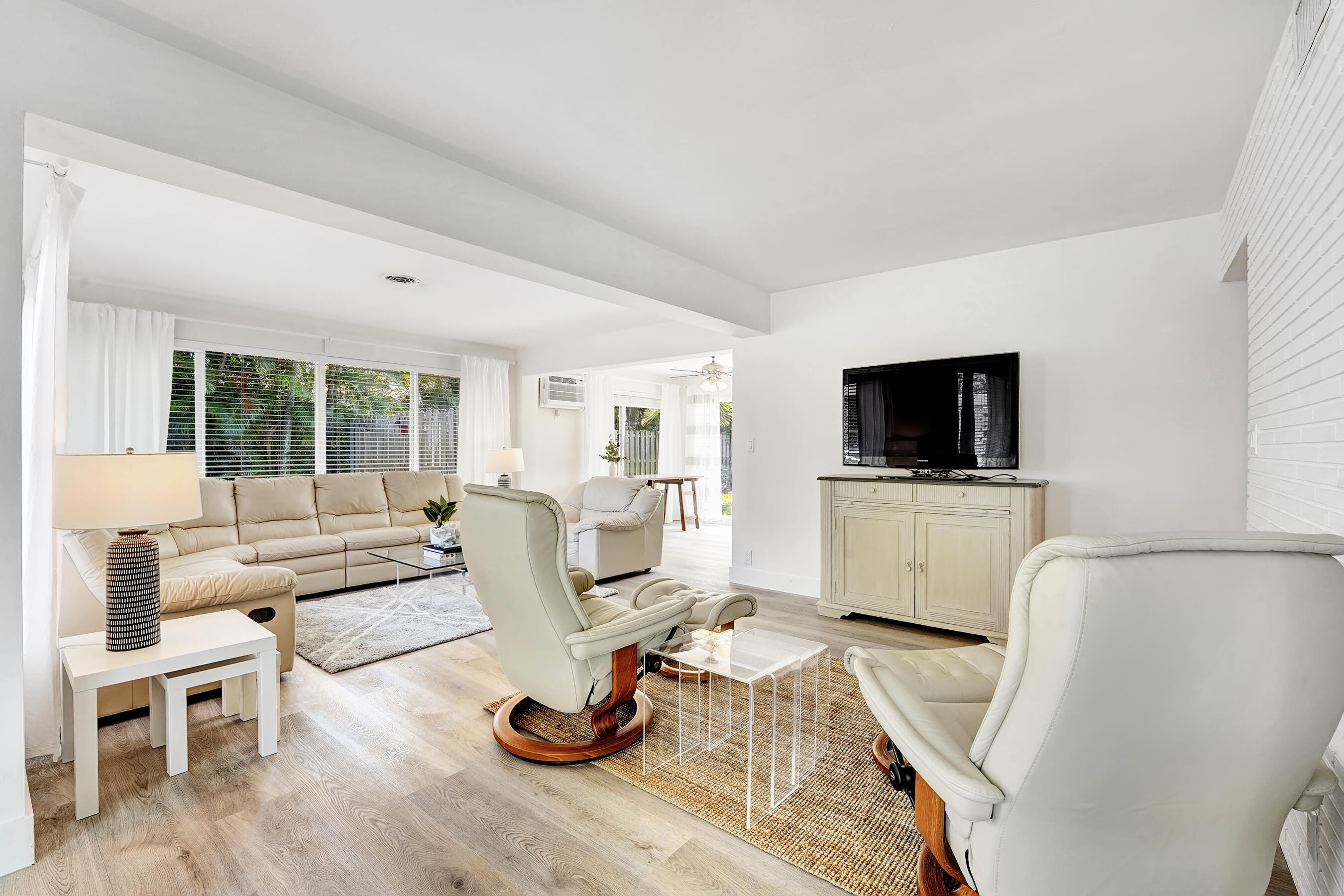 401 Southwest 7th Avenue Boca Raton, FL 33486 - Photo 15 of 37 DSC06514